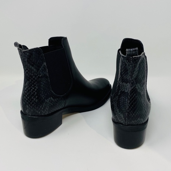 BARNEYS NY Black & Gray Python Booties US 7**$518 - Picture 6 of 8
